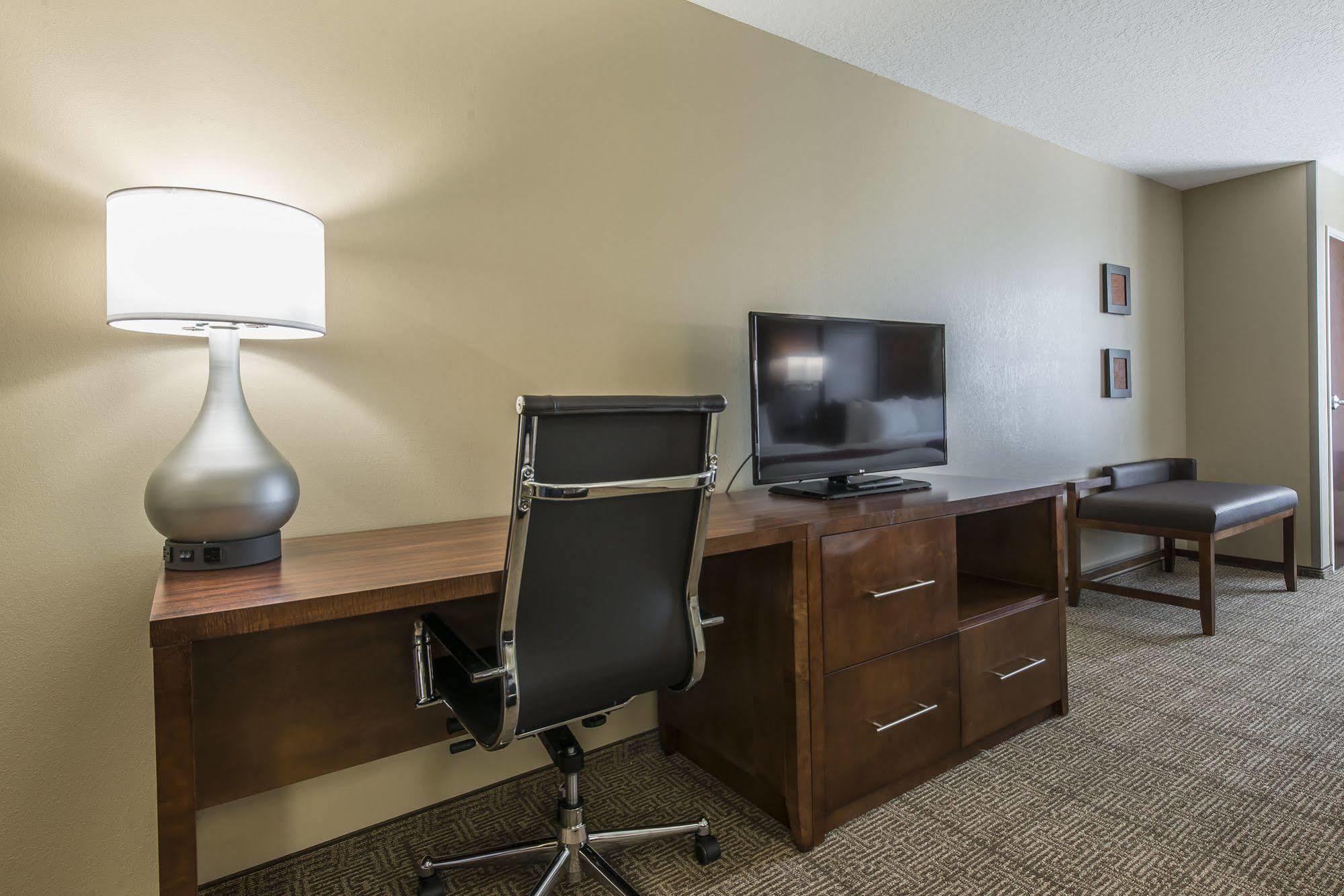 Comfort Suites Dunnellon Near Rainbow Springs Екстериор снимка